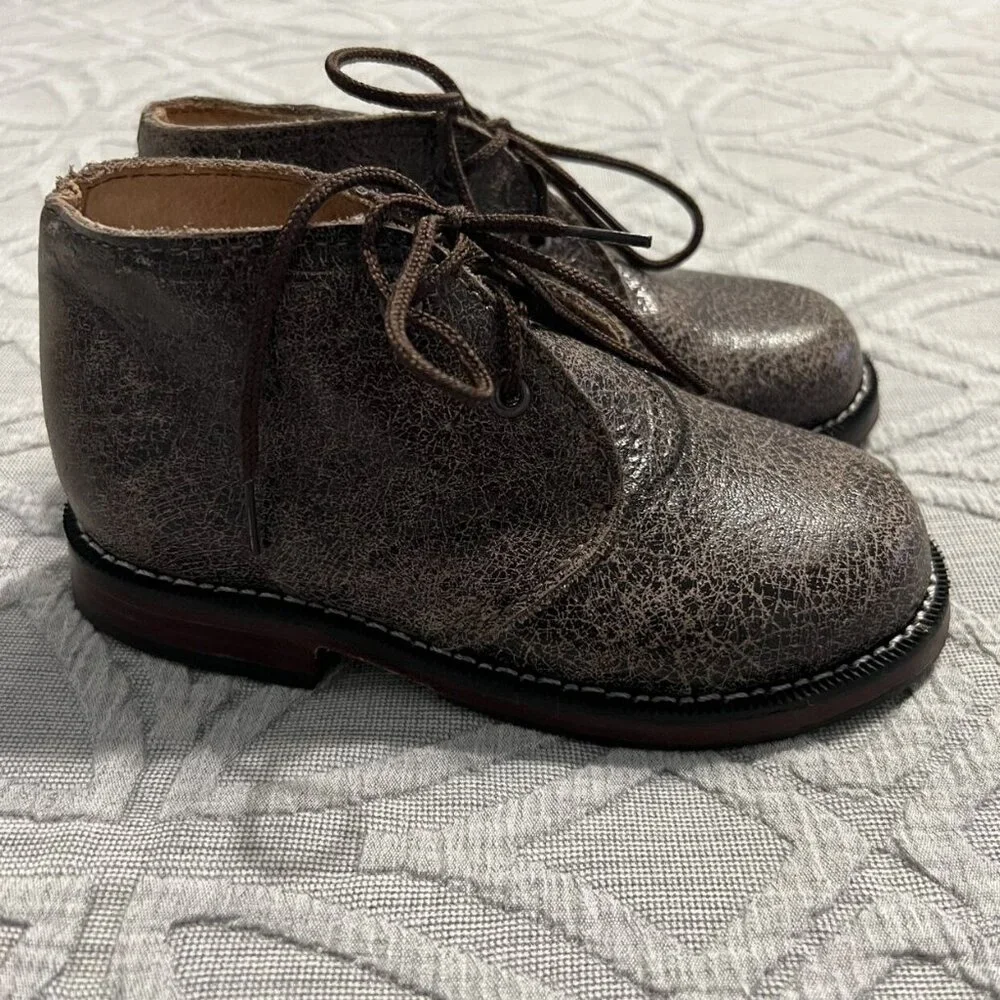 Mikoleon Sz 28 (11 US Boys) Brown Crackle Leather Chukka Boots